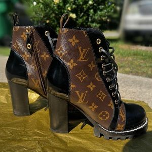 Louis Vuitton Star Trail Ankle Boot